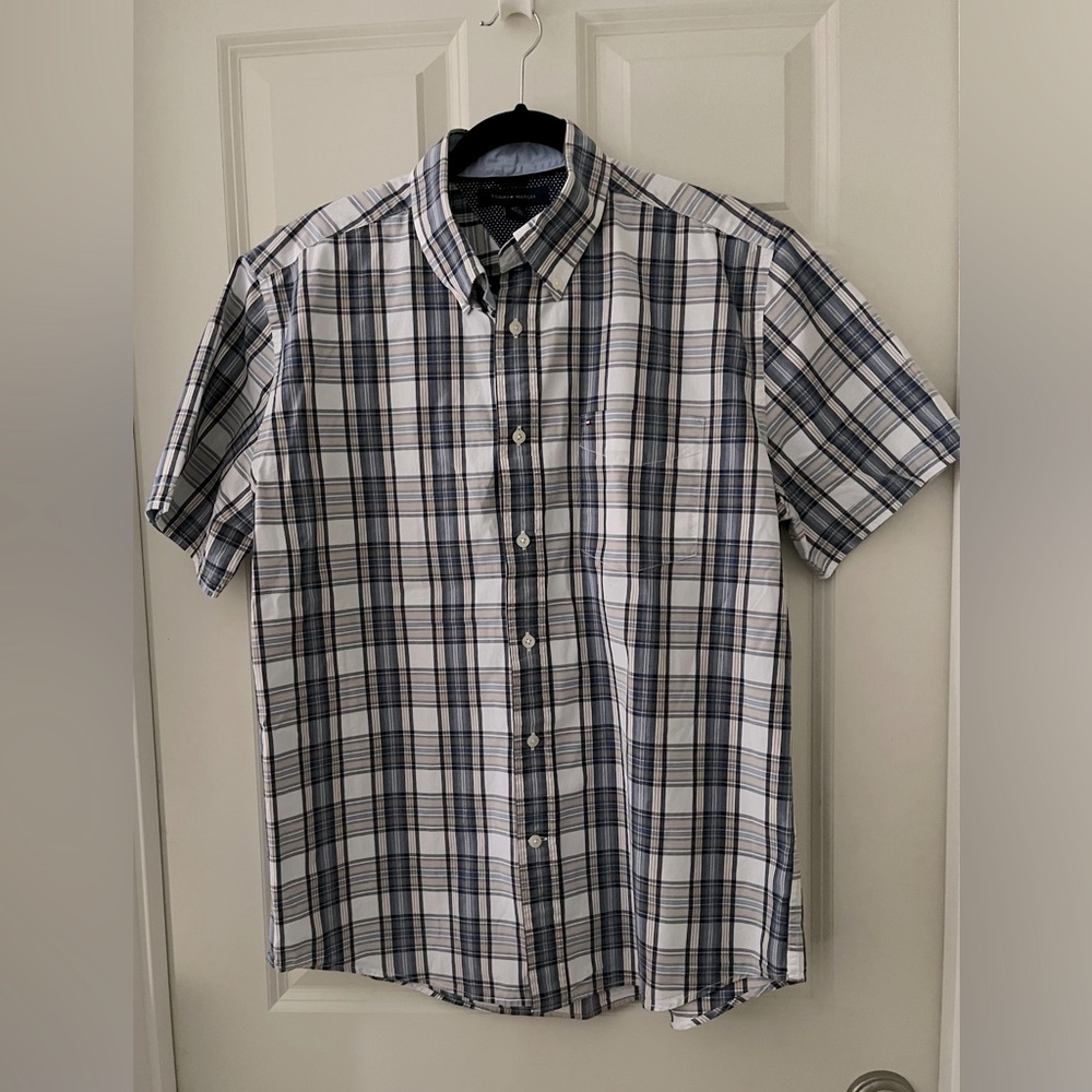 Men’s Tommy Hilfiger Short Sleeve Blue Tan Button Down Plaid Shirt L casual
